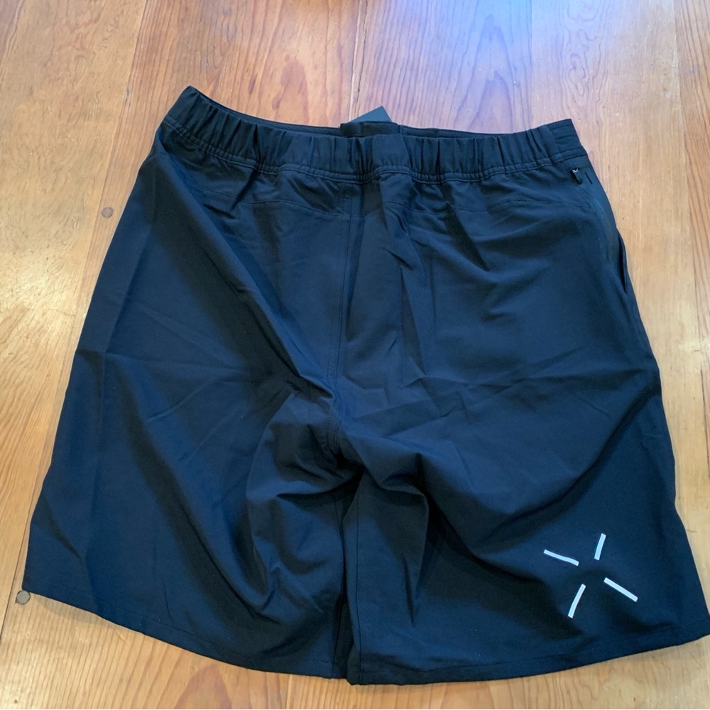 Ten Thousand Men 9 In Foundation NoLiner Active Short Black Large Workout Gym - Picture 4 of 4